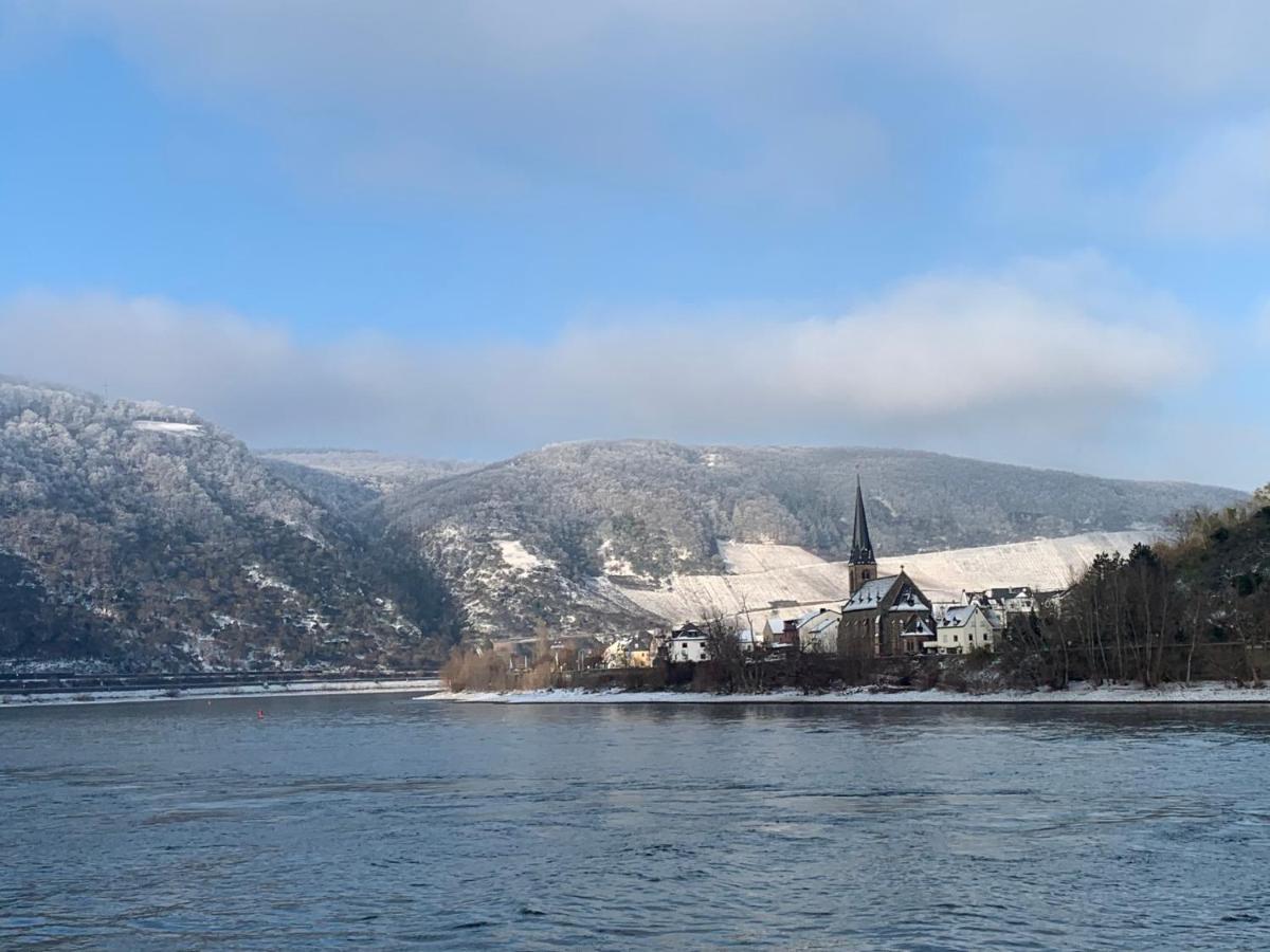 Grosse Wohnung Mit Rheinblick Boppard Esterno foto